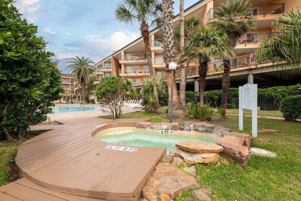 Baca Beach Escape I - 3 Pools - Pet Friendly Galveston Eksteriør billede